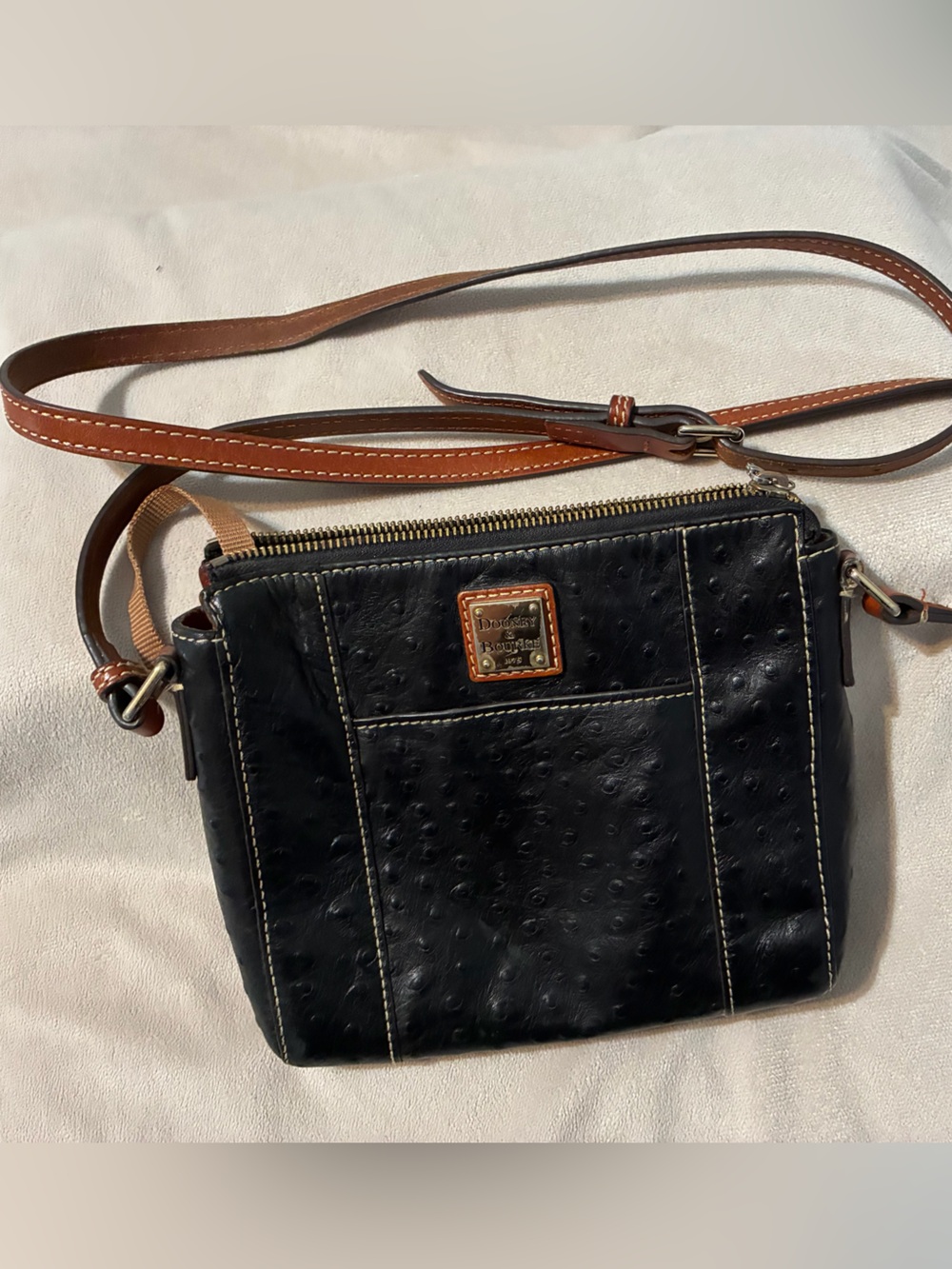 BlackDooney & Bourke Women’s  Leather Shoulder Bag in Excellent Condition
